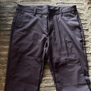 Vuori Men's Dark Gray Chinos